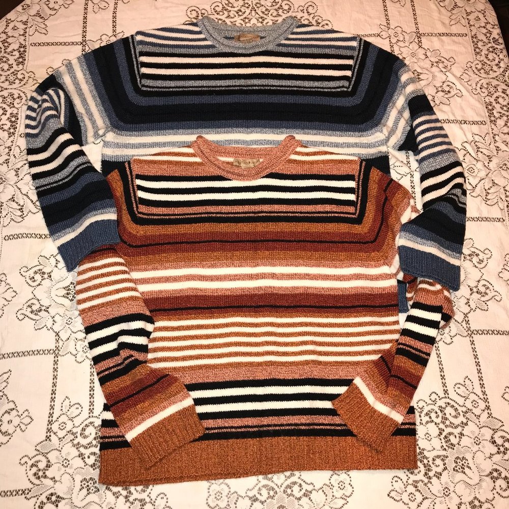 Bundle of 2 Mountain Lake Long Sleeve Sweaters